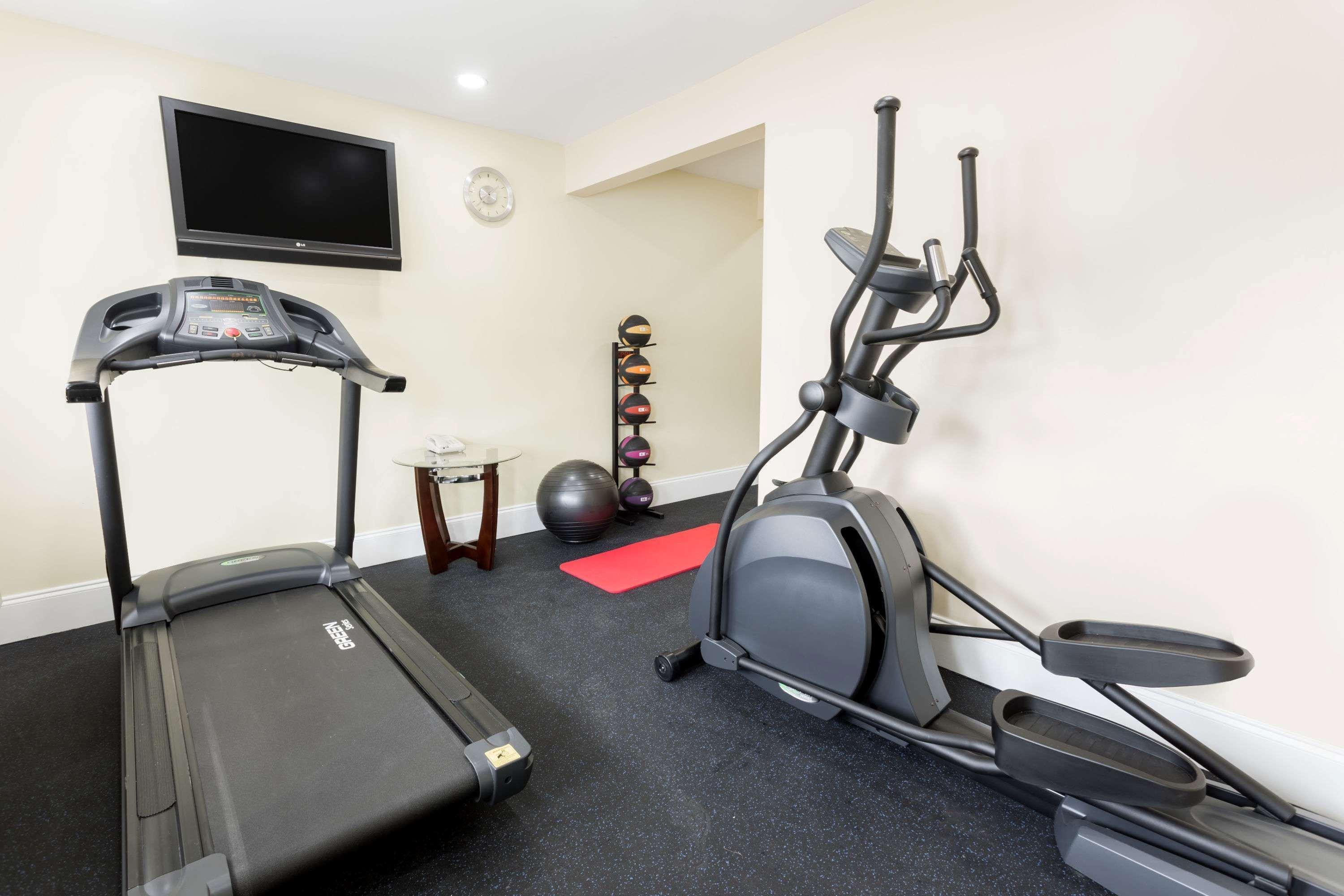 נורת' צ'רלסטון Days Inn By Wyndham Goose Creek מראה חיצוני תמונה