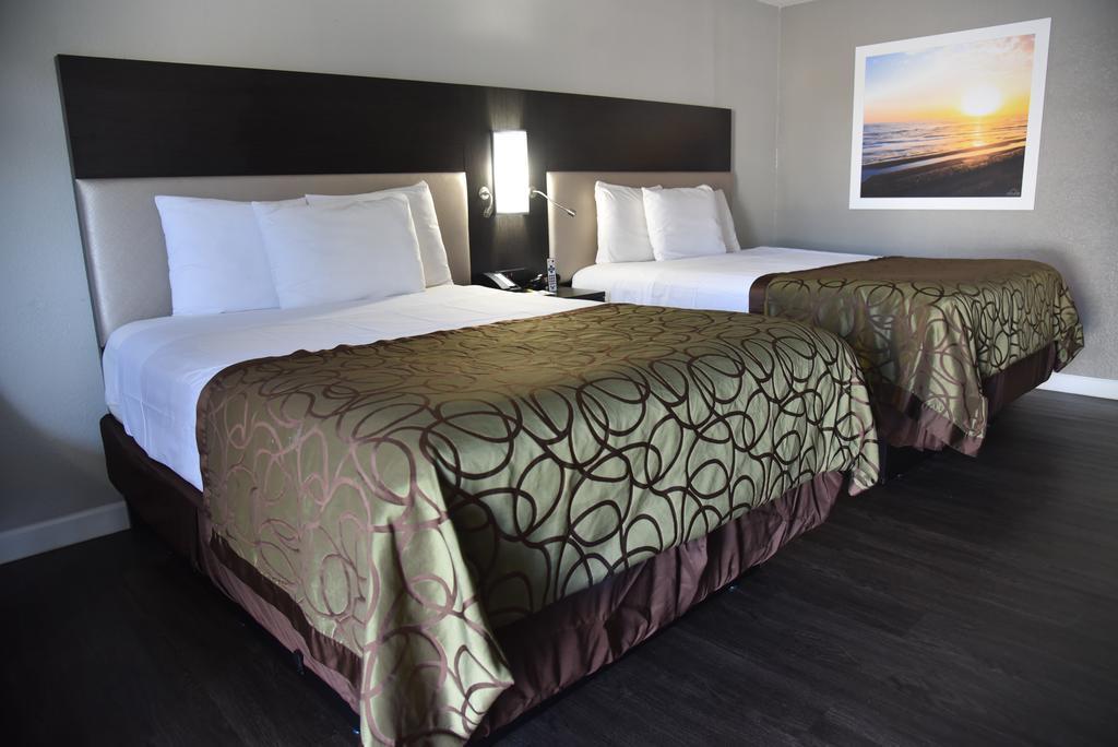 נורת' צ'רלסטון Days Inn By Wyndham Goose Creek חדר תמונה